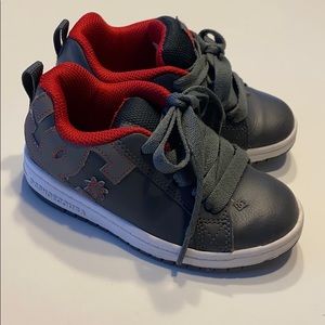 Boys DC shoes size 12